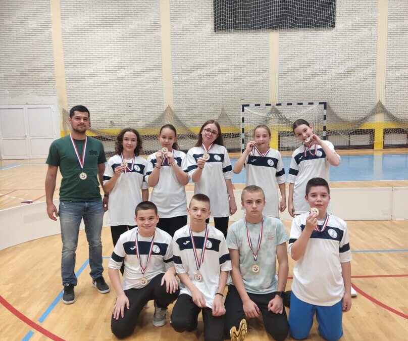 Natjecanje u Floorball-u