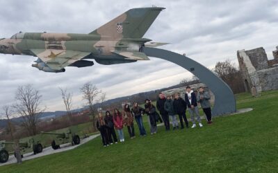 Domovinski rat – terenska nastava osmaša u Karlovac