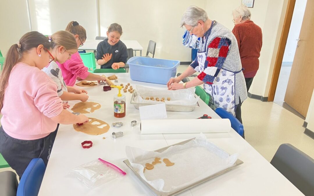 Božićni kolači u suradnji Domaćinstva i korisnica Doma za stare i nemoćne iz Vukovara