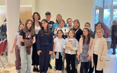 Naši učenici “Iza zastora” s profesionalnim glumcima